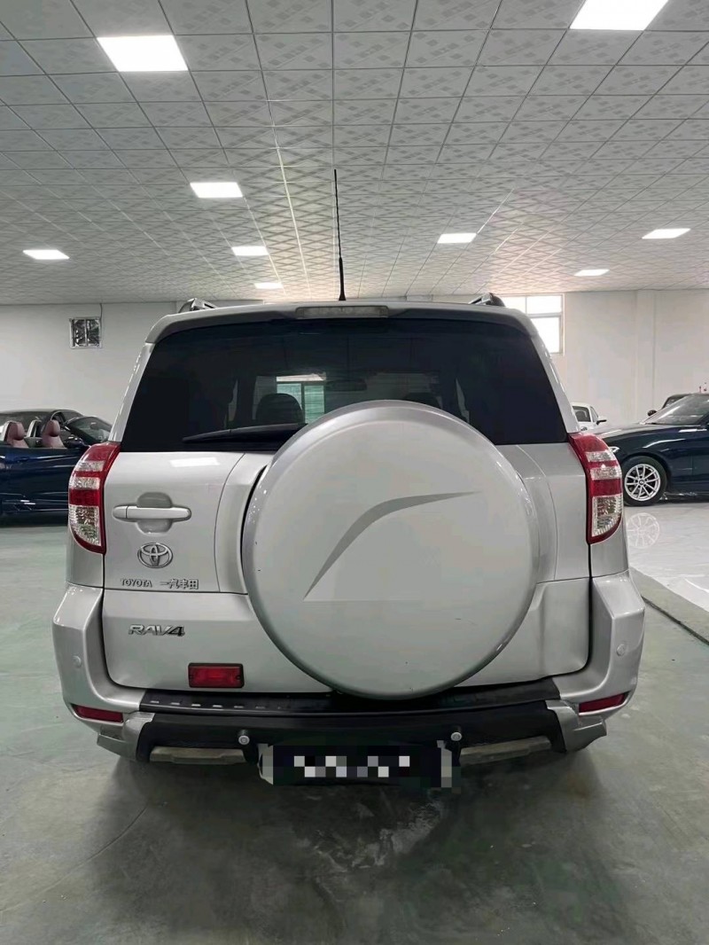 廊坊13年豐田RAV49