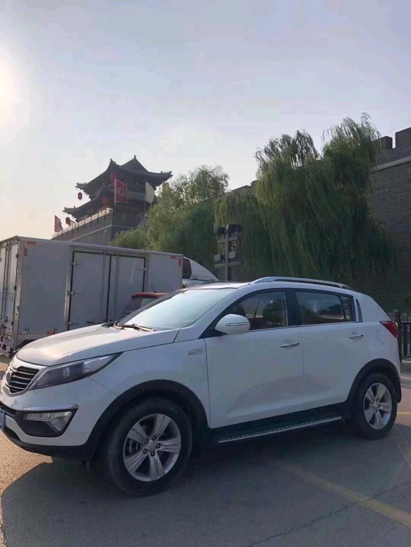 北京13年起亚智跑2