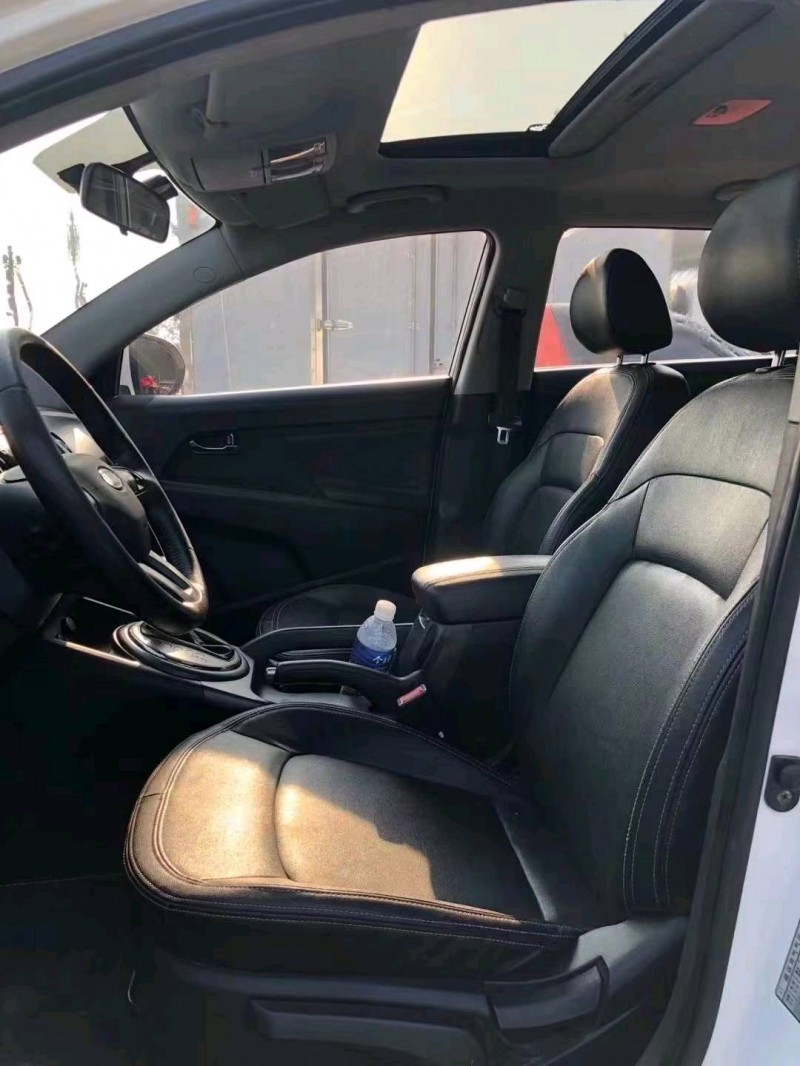 北京13年起亚智跑4