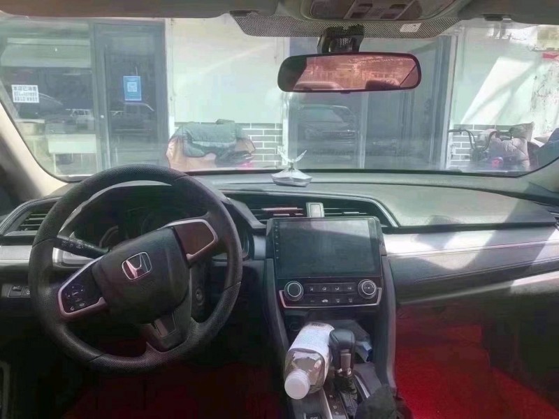 北京17年本田思域3