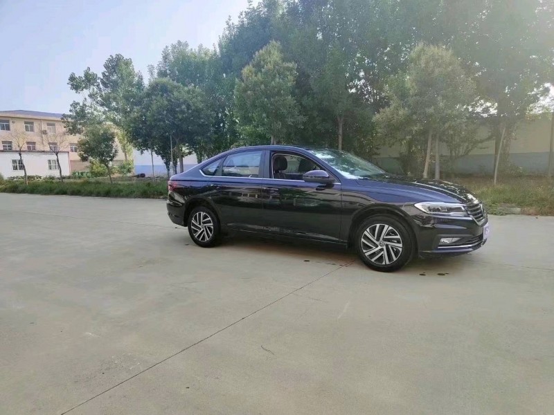 北京22年大众朗逸5