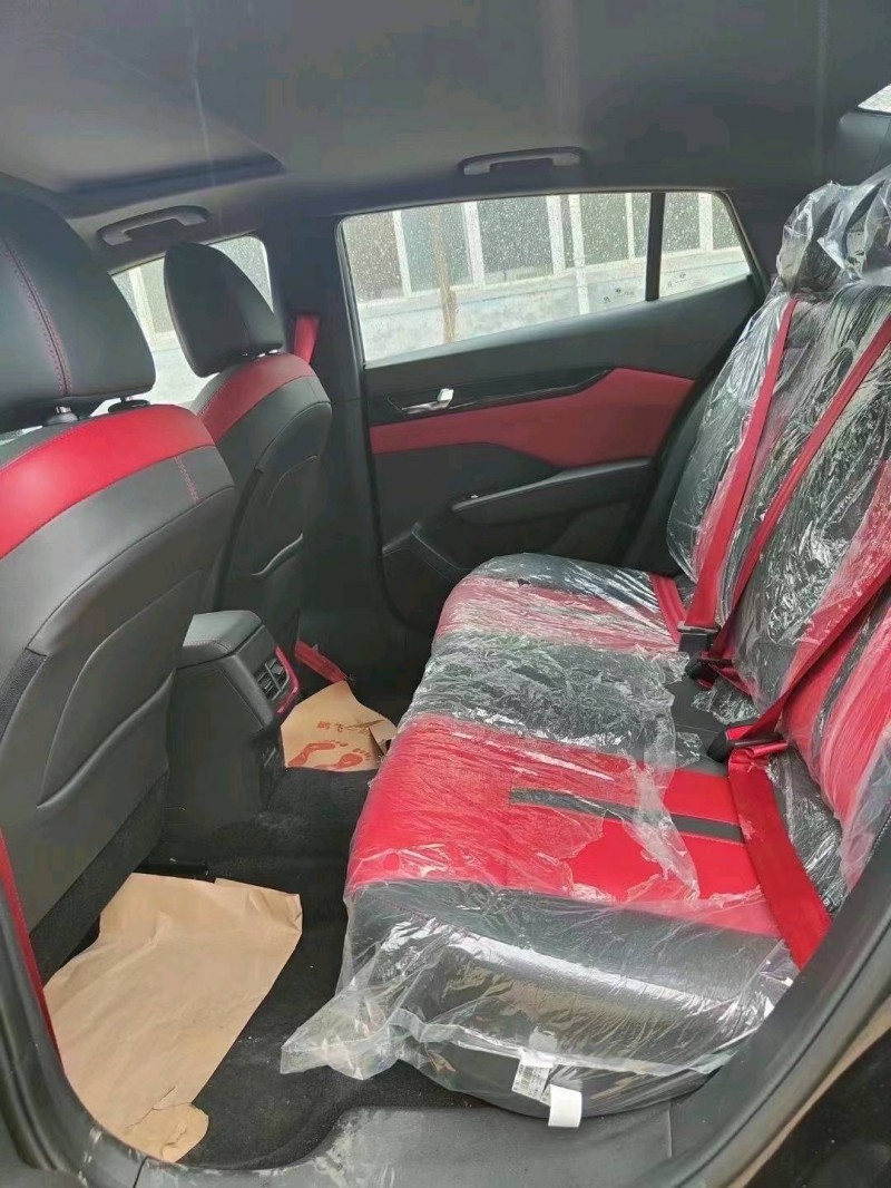 北京22年东风奕炫8