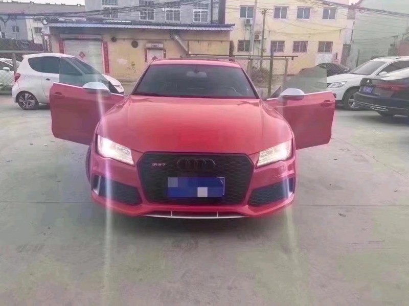 北京12年奥迪A7L1