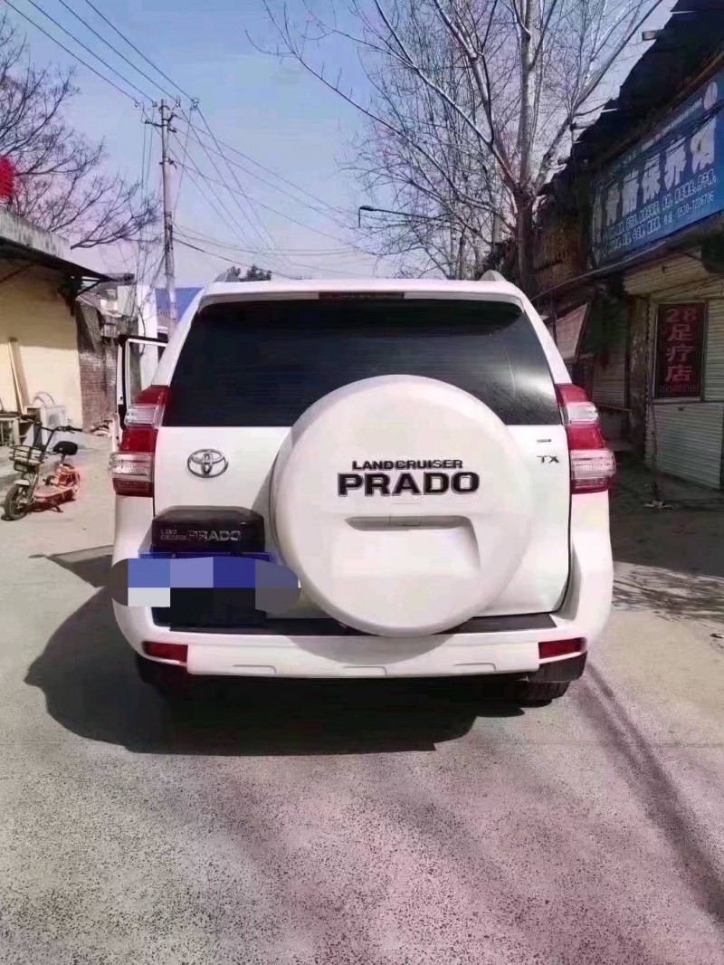 北京17年丰田普拉多6