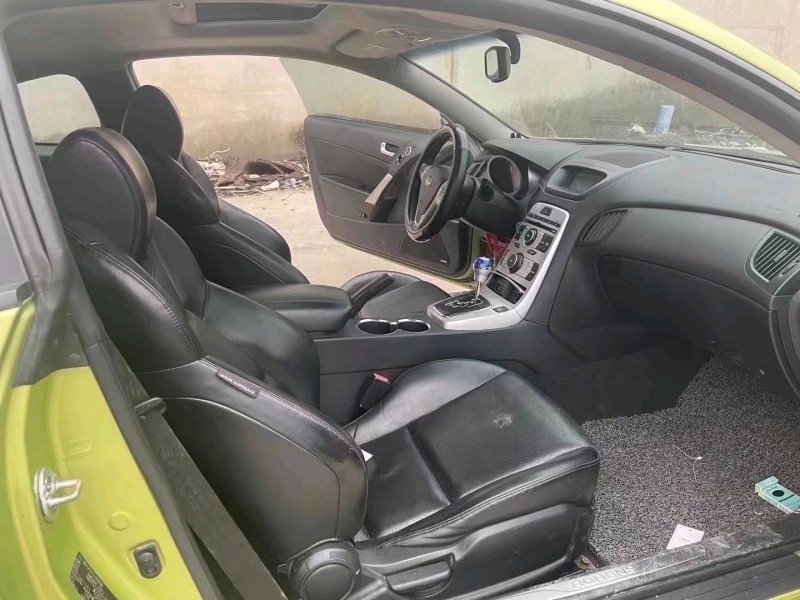 北京09年现代劳恩斯酷派8