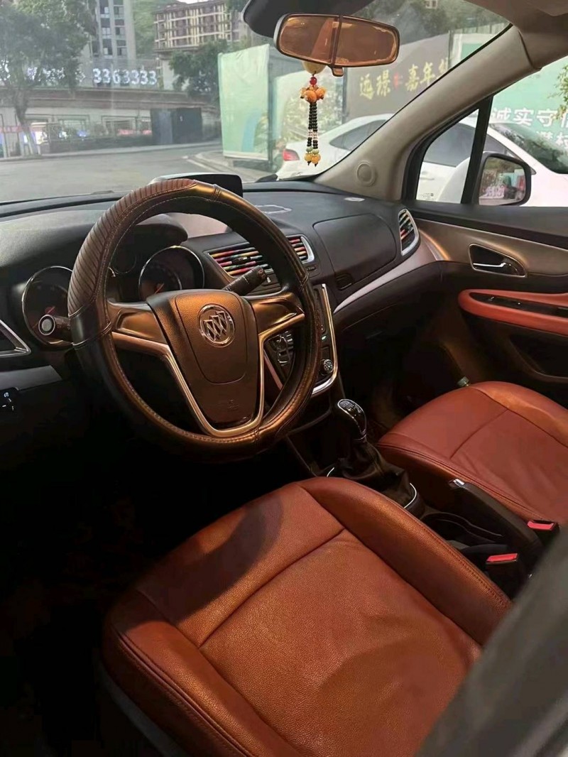 成都14年别克昂科拉7