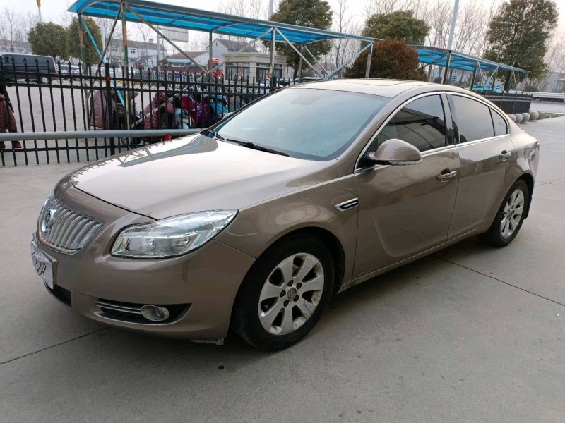 徐州12年别克君威2