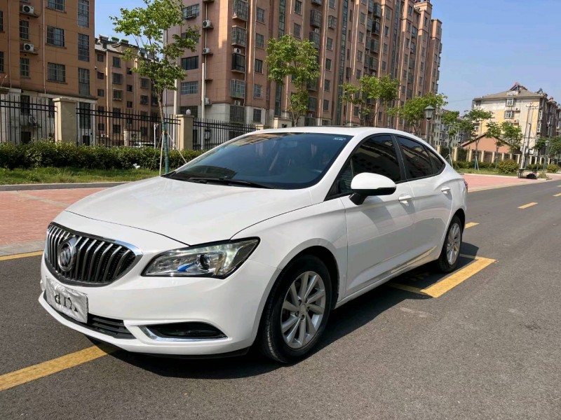 徐州17年别克威朗8