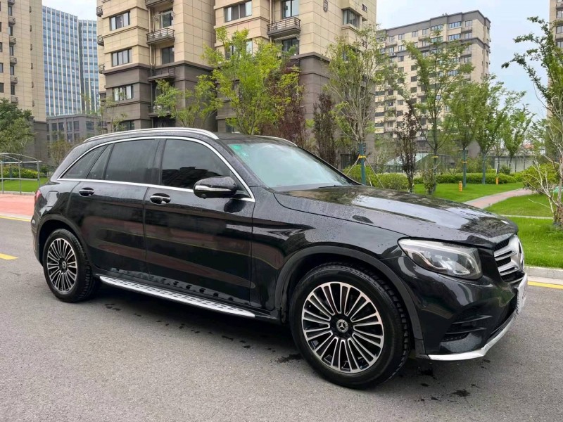 徐州19年奔驰GLC7