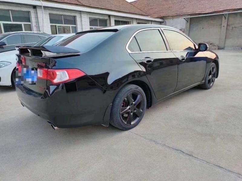 东营12年本田思铂睿4