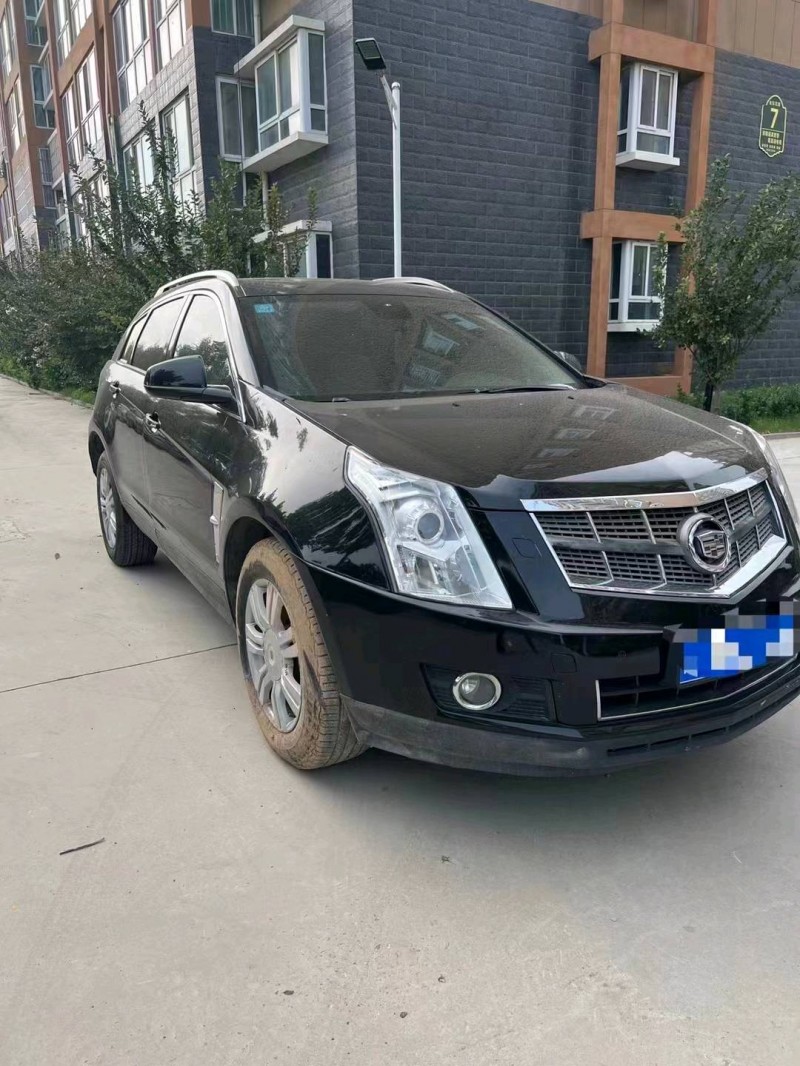 东营10年凯迪拉克SRX2