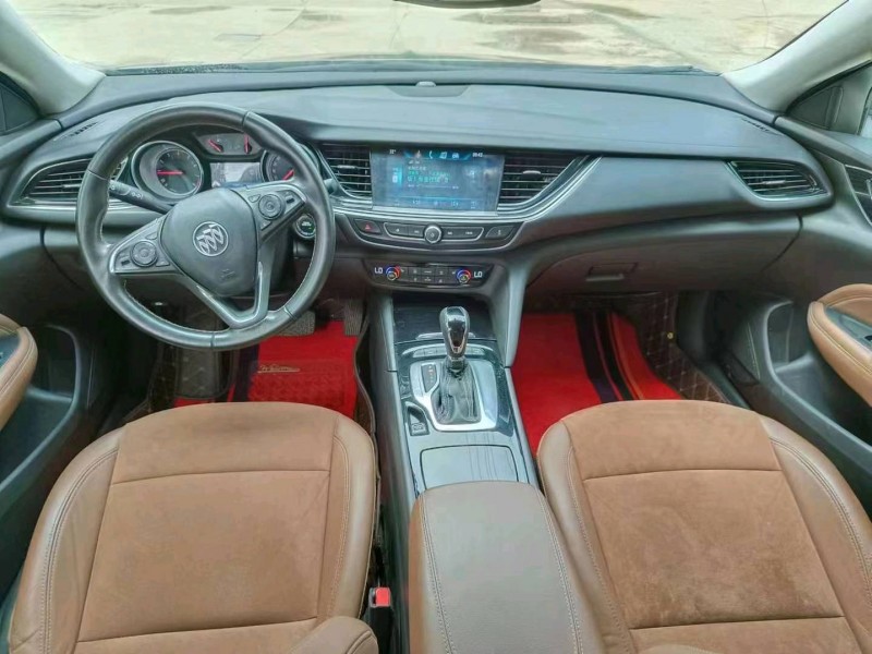 枣庄19年别克君威5