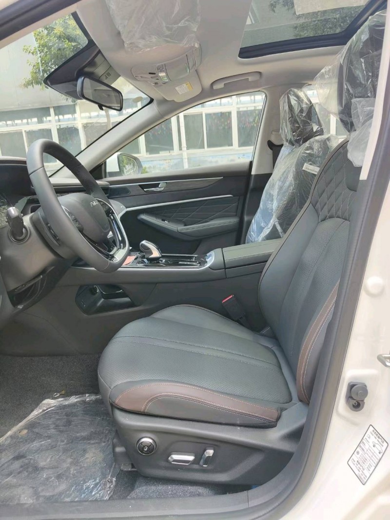 北京22年东风奕炫4