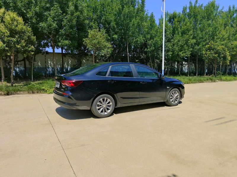 北京22年雪佛兰科鲁泽7