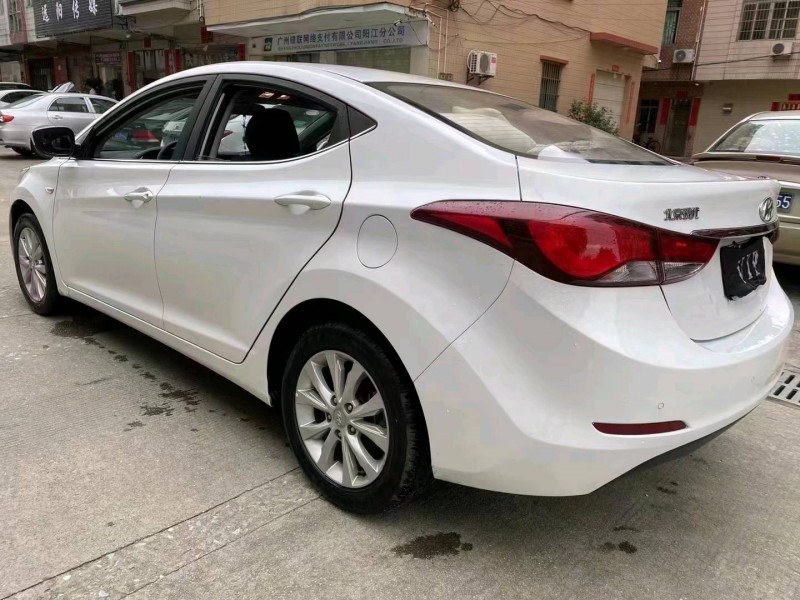 佛山17年现代朗动5