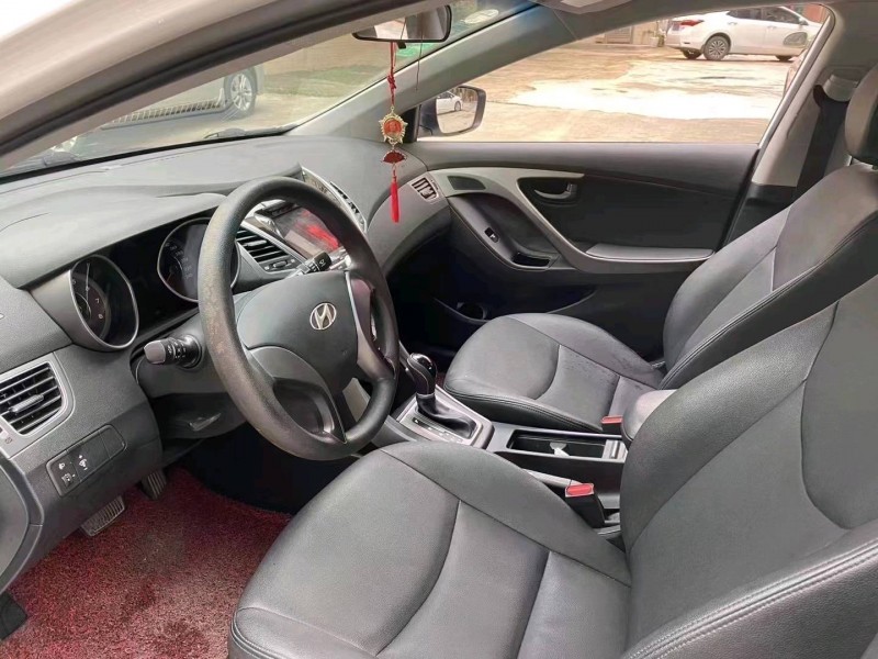 佛山17年现代朗动6