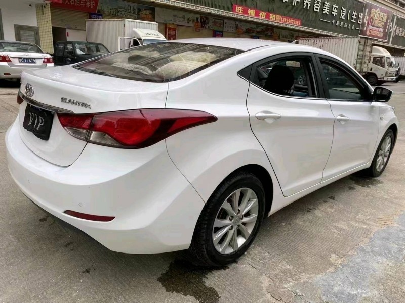 佛山17年现代朗动9