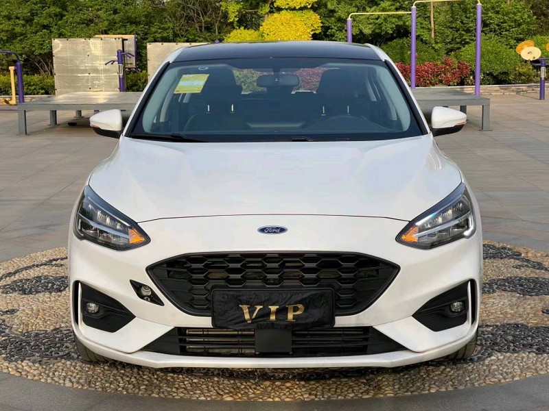 青岛21年福特福克斯9