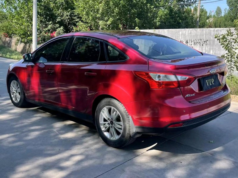 青岛14年福特福克斯7