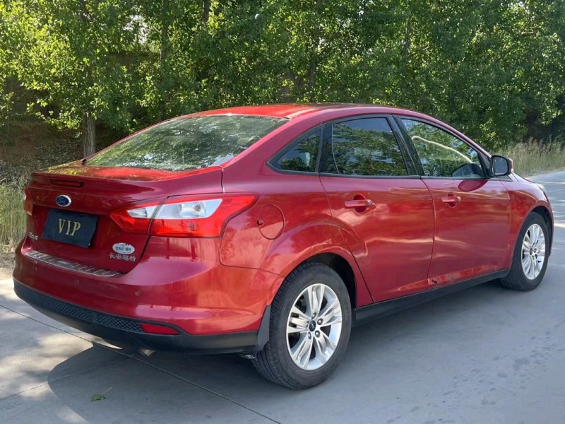 青岛14年福特福克斯8