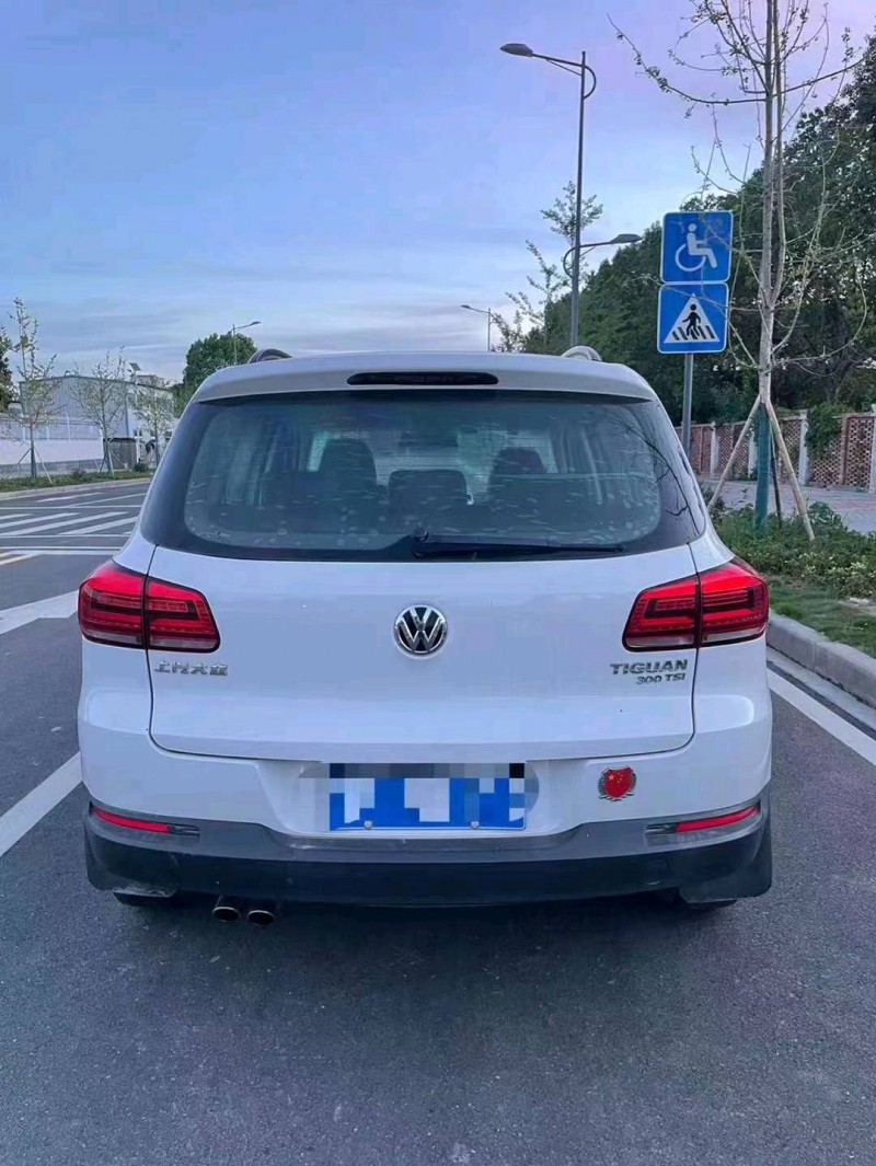 北京16年大众途观4