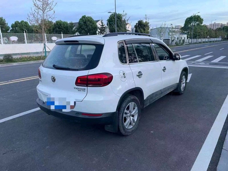 北京16年大众途观9