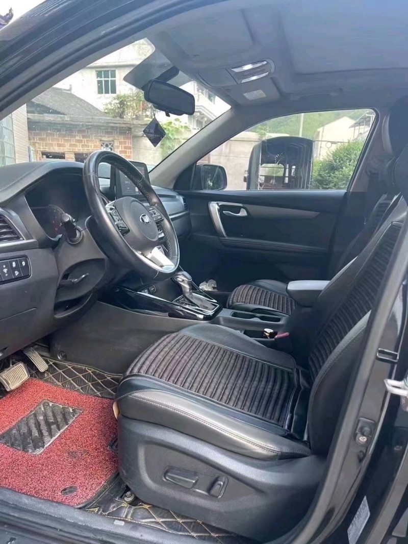 潍坊20年起亚智跑4