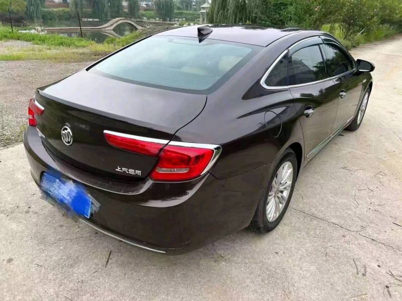 东营16年别克君越6