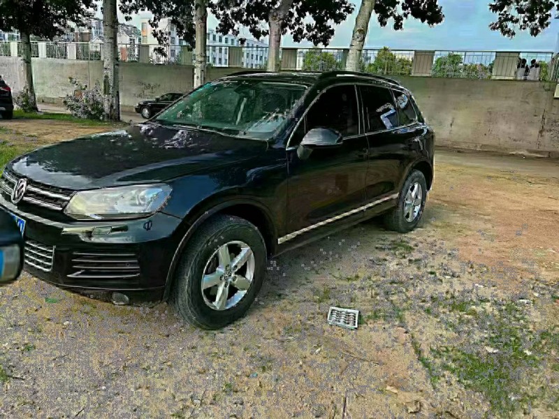 潍坊15年大众途锐8