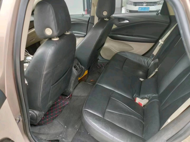 北京17年别克威朗4