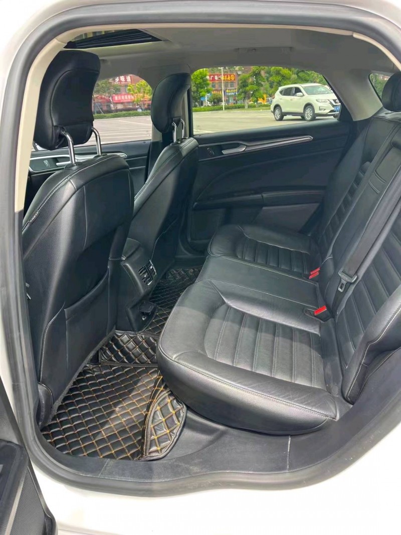 北京17年福特蒙迪欧4