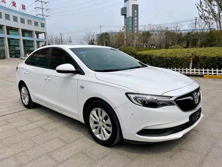 盐城19年别克英朗2