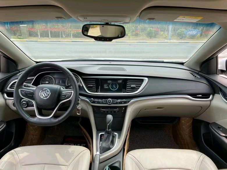 盐城19年别克英朗7