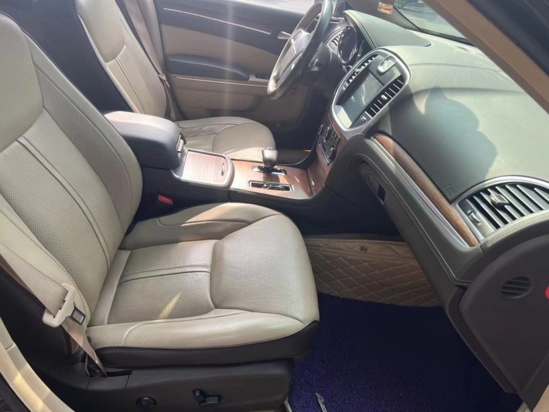 北京14年克莱斯勒300C4