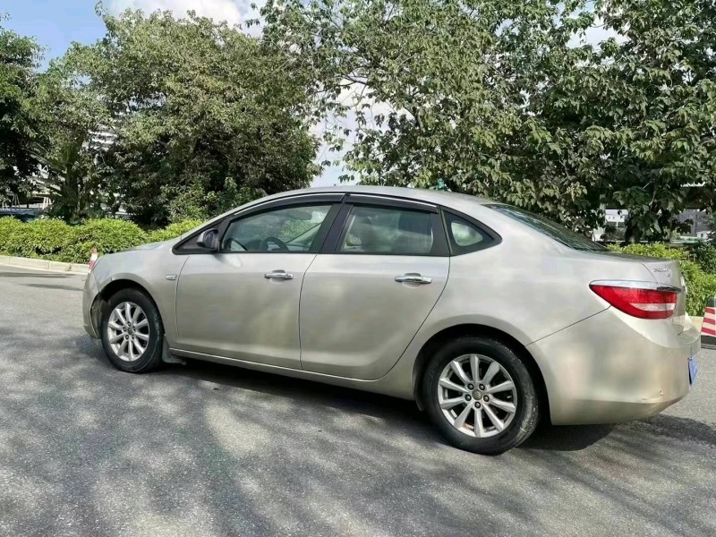 广州13年别克英朗3