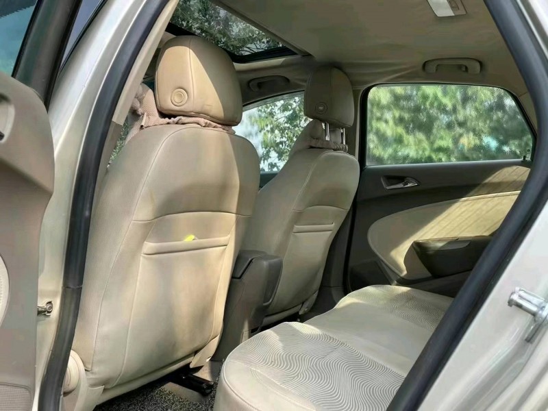 广州13年别克英朗7