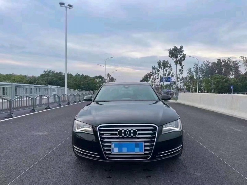 东营12年奥迪A8L1