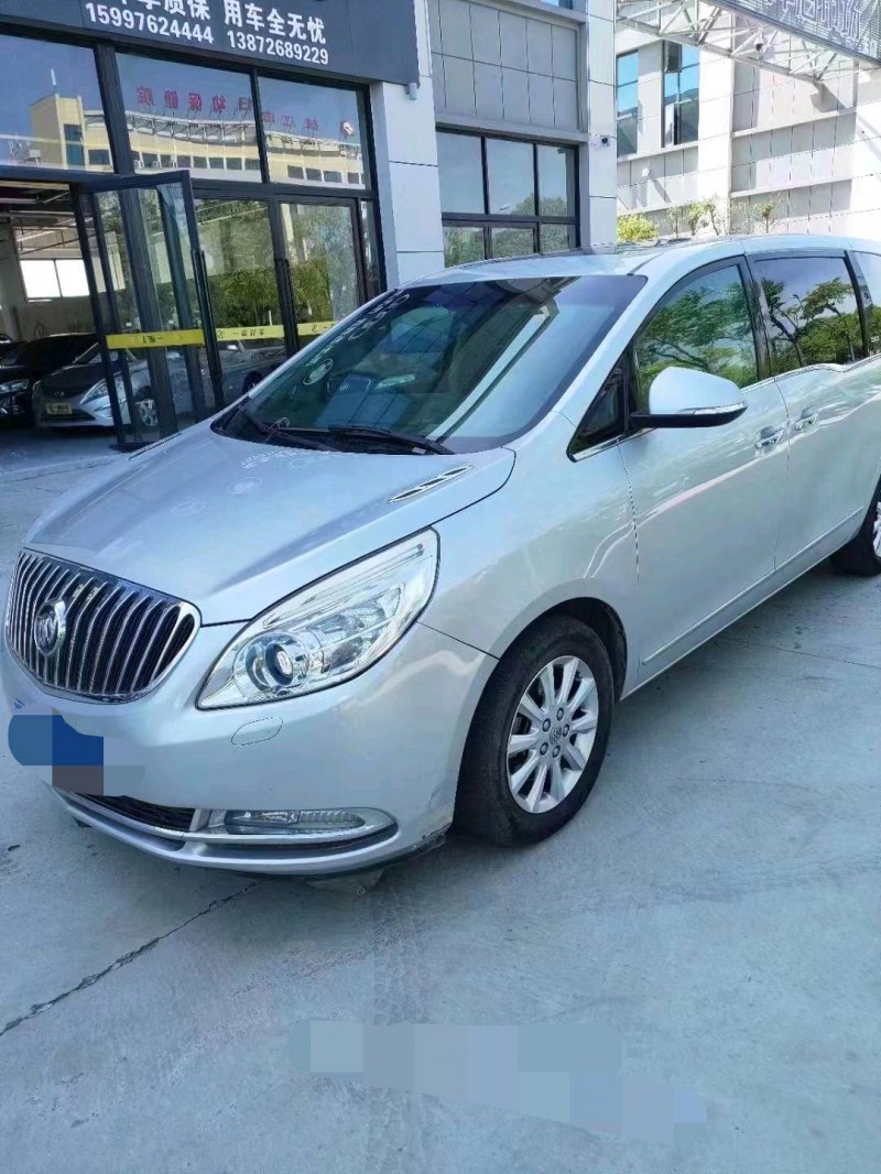 北京13年别克GL82