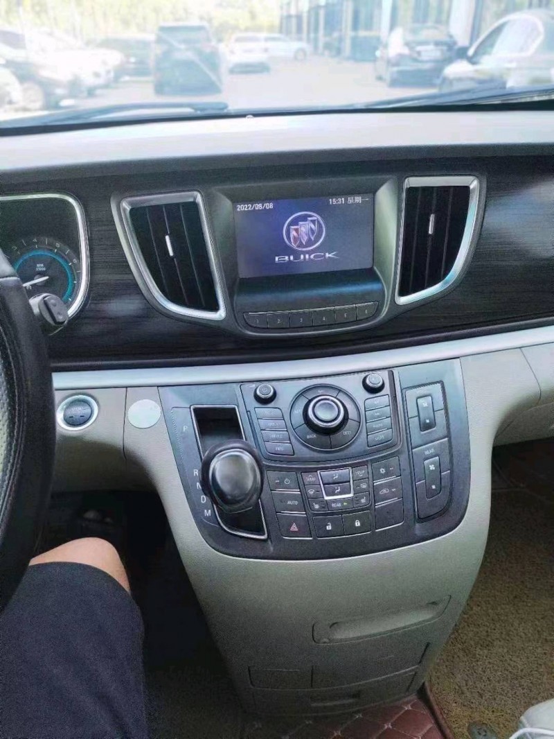 北京13年别克GL85