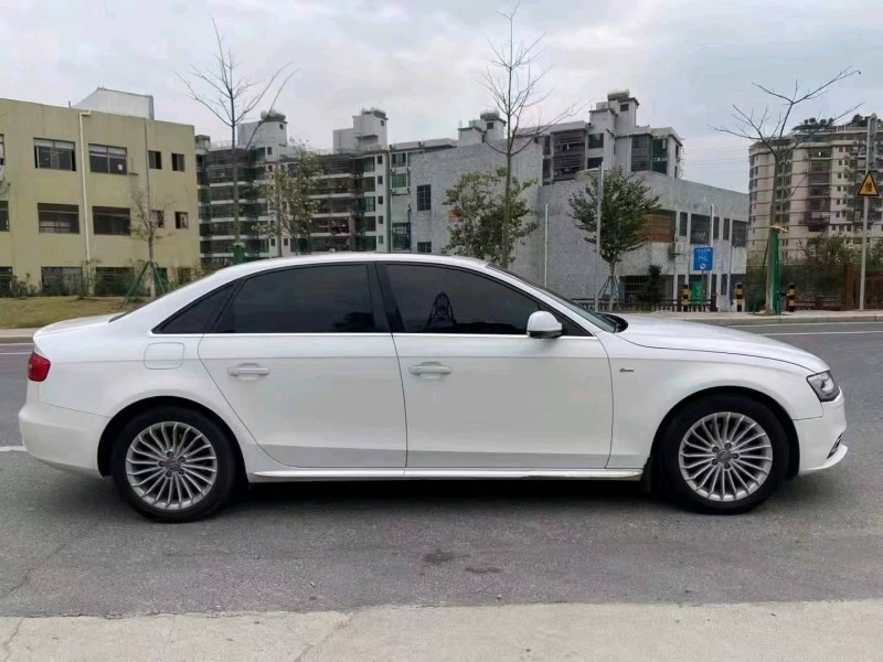 广州16年奥迪A4L4