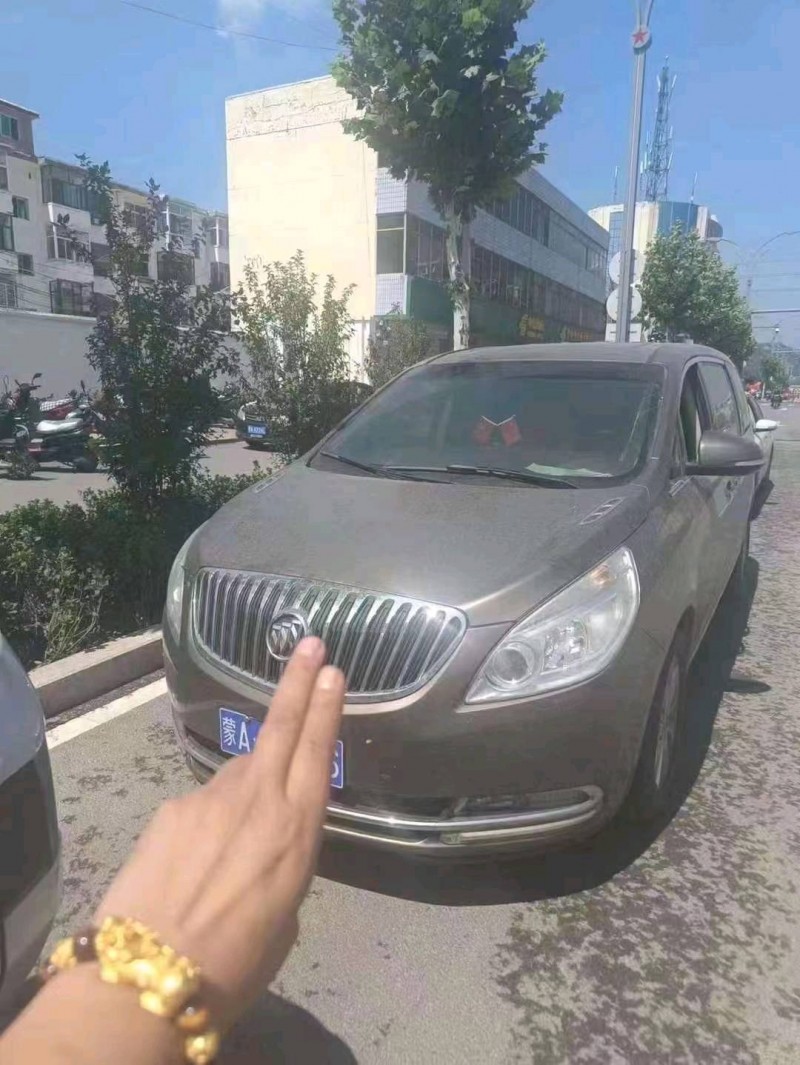 东营12年别克GL88