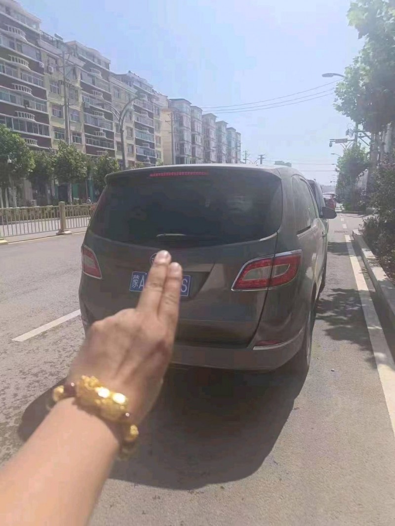 东营12年别克GL89