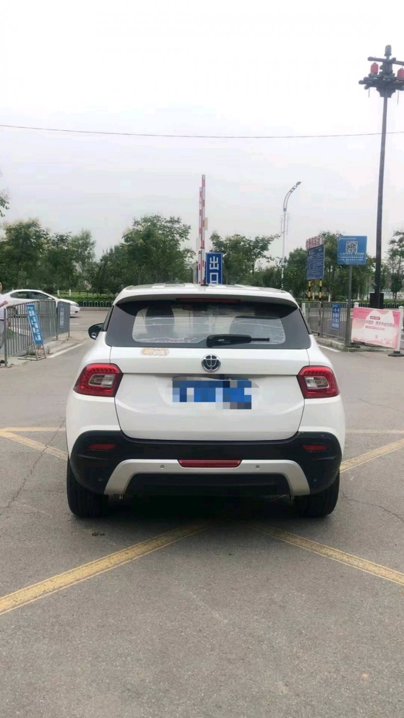 北京16年中华V32