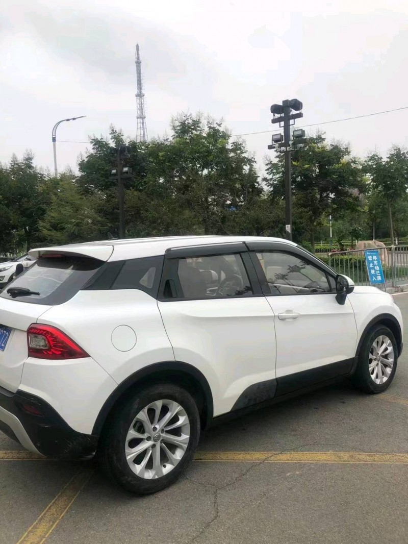 北京16年中华V37