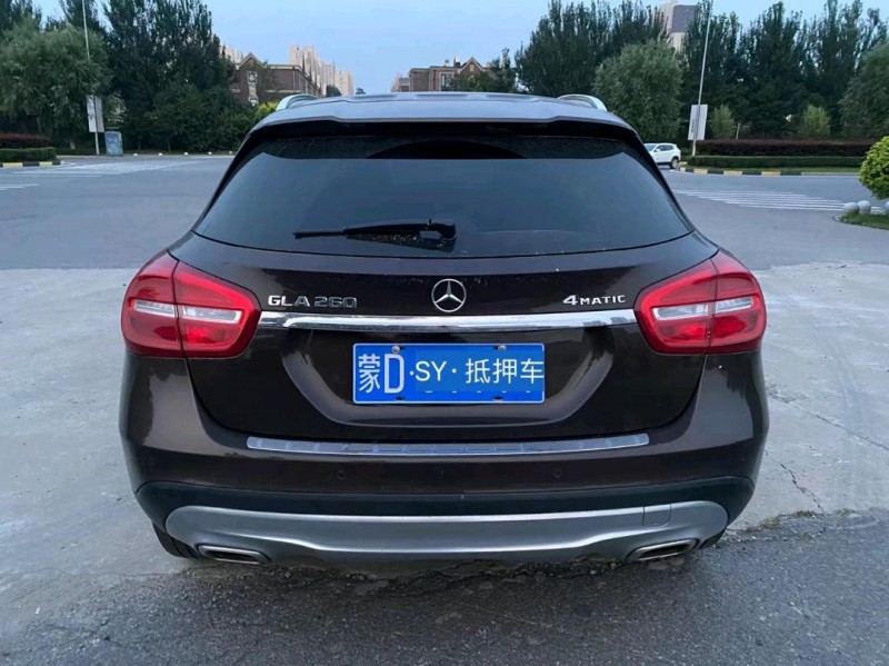 沈阳16年奔驰GLA8