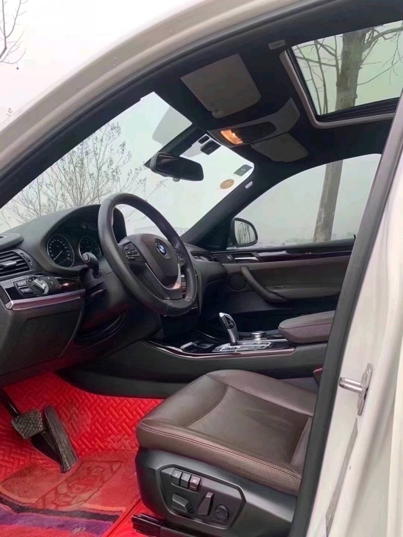 北京16年宝马X43