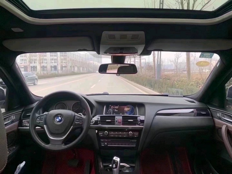 北京16年宝马X45