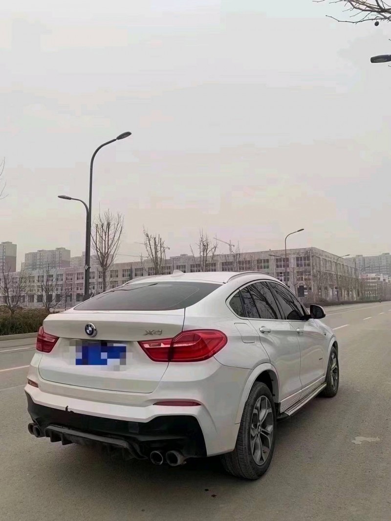 北京16年宝马X48