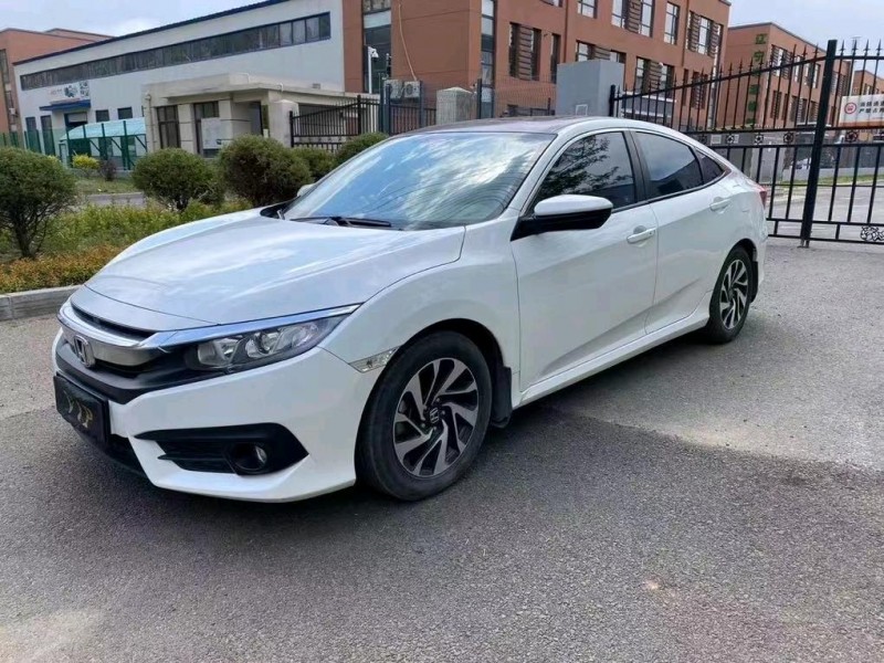 沈阳17年本田思域4