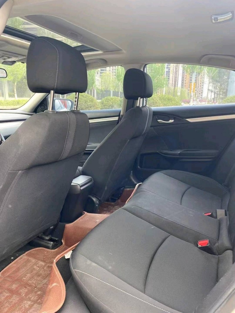 沈阳17年本田思域9